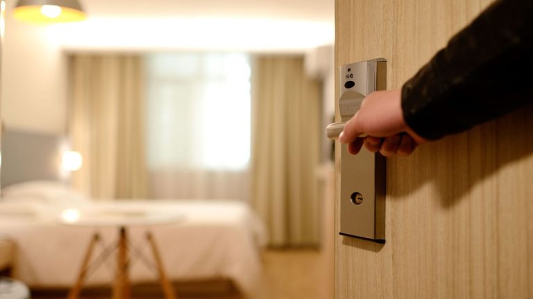 Relining: La soluzione per la manutenzione delle tubazioni del tuo hotel