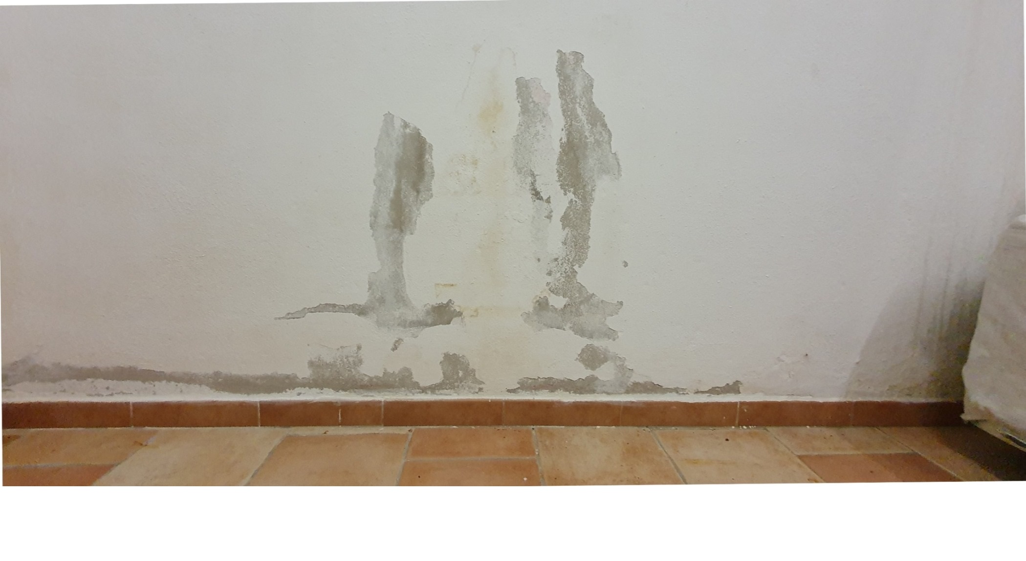 Perdite dai tubi di scarico? Riparale dall’interno senza demolire!